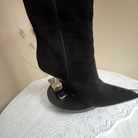 💗💘Womens AAJ By Aminah Black Boots Size 8 - 4" Heels - NWOT🧡💓 - Picture 7 of 13